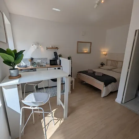 Proche Port Apartmán